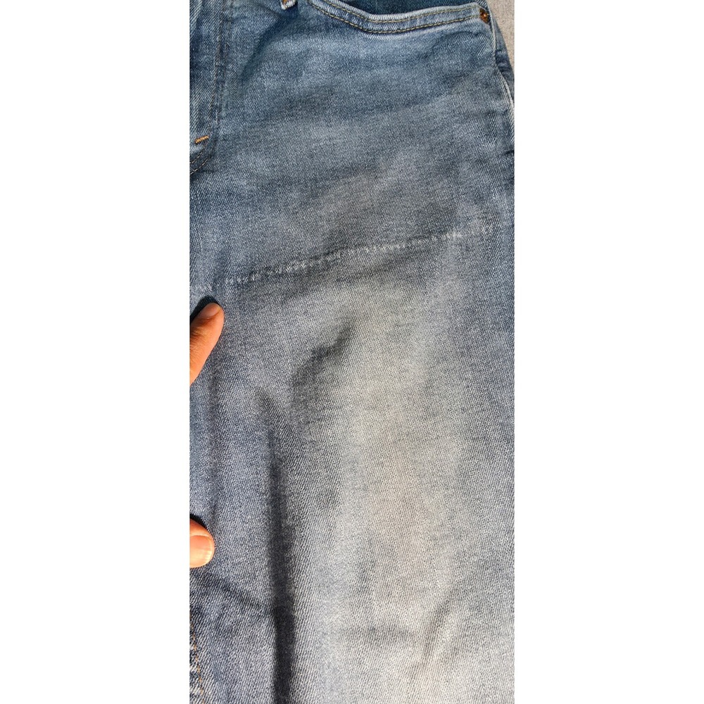 Levis 541 Athletic Taper Jeans Mens 33x30 Blue Denim Medium Wash 541-0000 - Picture 2 of 10